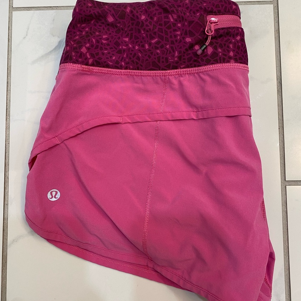 Lululemon Speed Up Line Shorts 4”